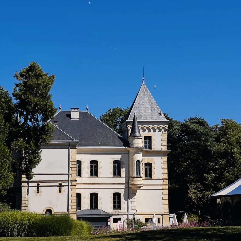 Dormir près d&rsquo;un parc d&rsquo;attraction : les meilleurs hôtels